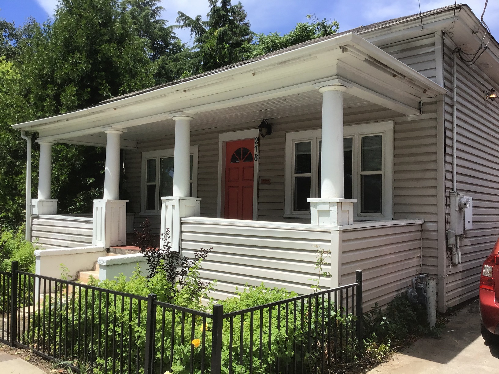 Property main image
