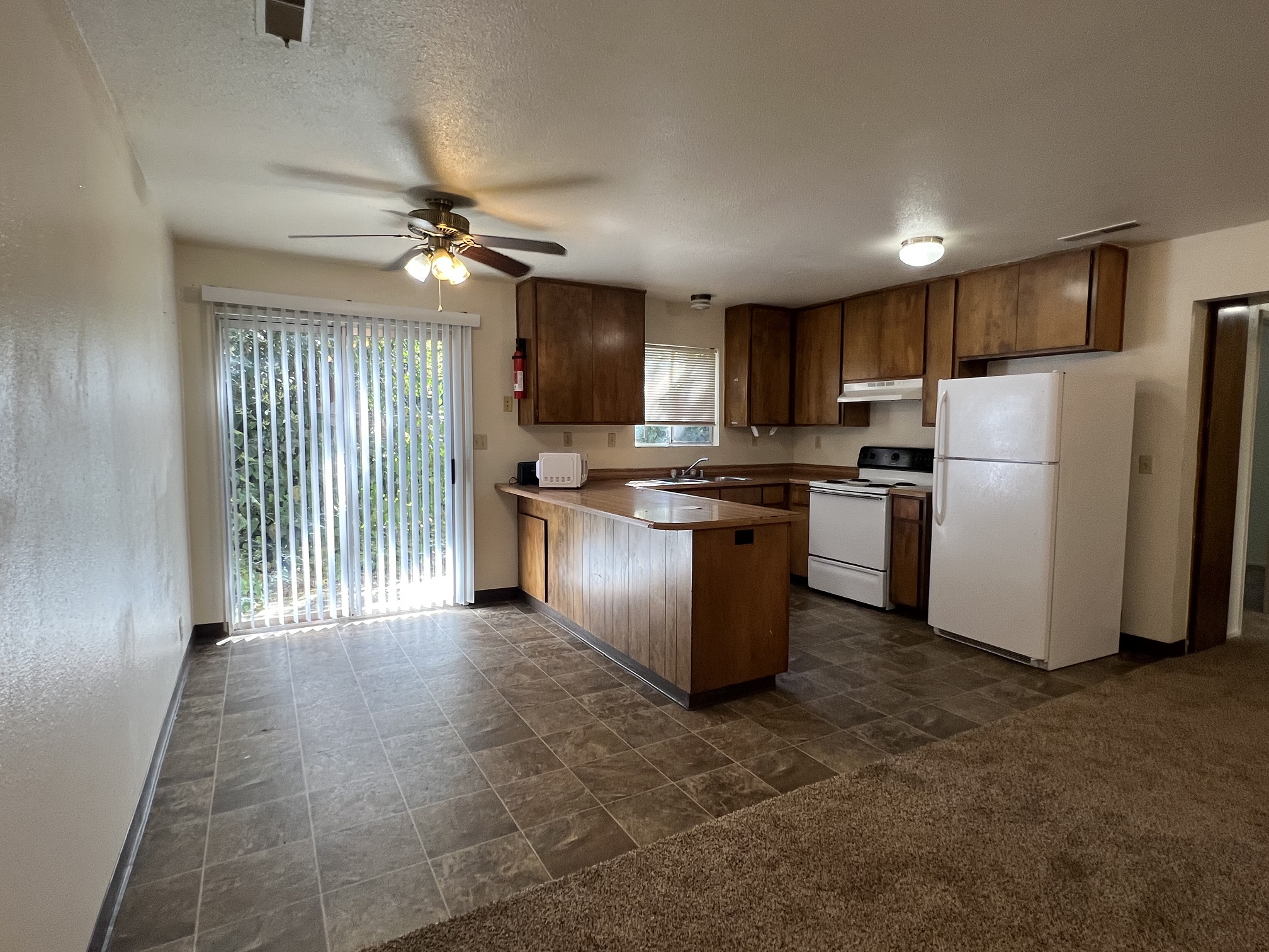 835 West 4th Avenue - 3