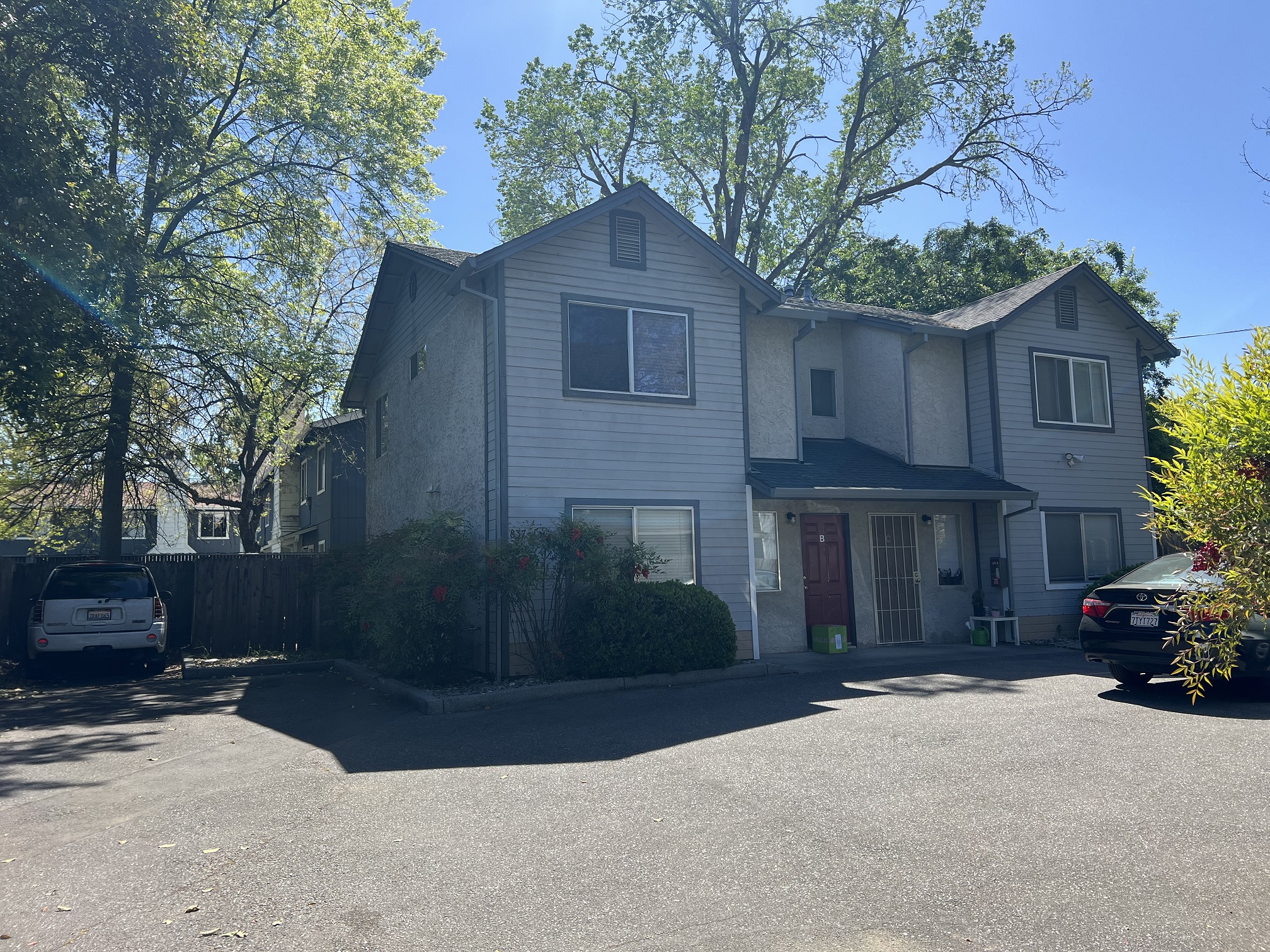837 West 2nd Avenue - B